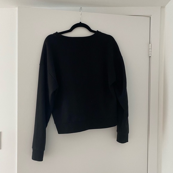 Black sweater with flowers from Forever21. Great condition. - Picture 2 of 2